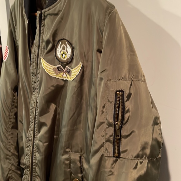 ✨HP✨ J2 Satin Bomber jacket in army green -junior sized XL - Picture 6 of 9